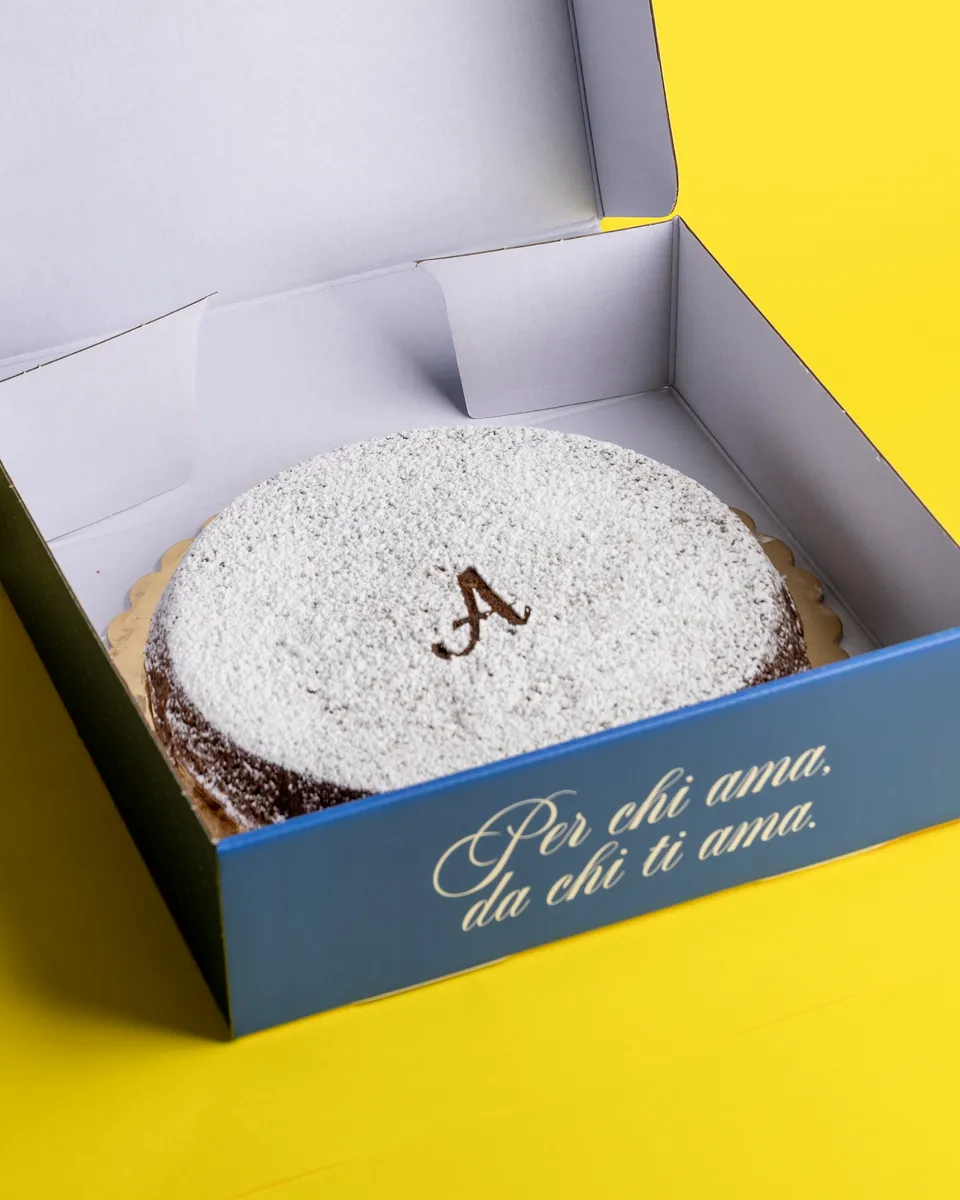Annuccia al Cioccolato torta caprese classica alle mandorle