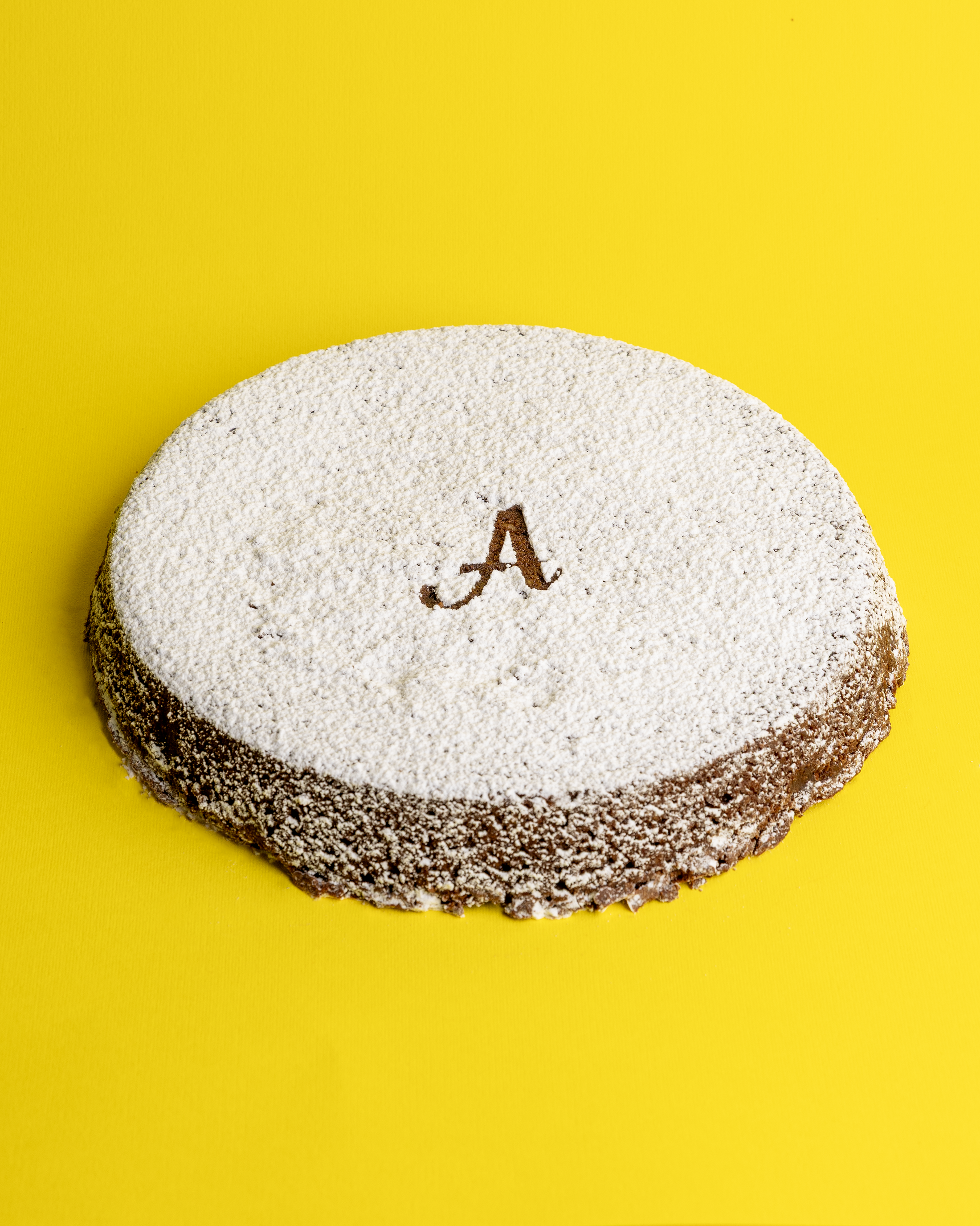 Annuccia al Cioccolato torta caprese classica alle mandorle